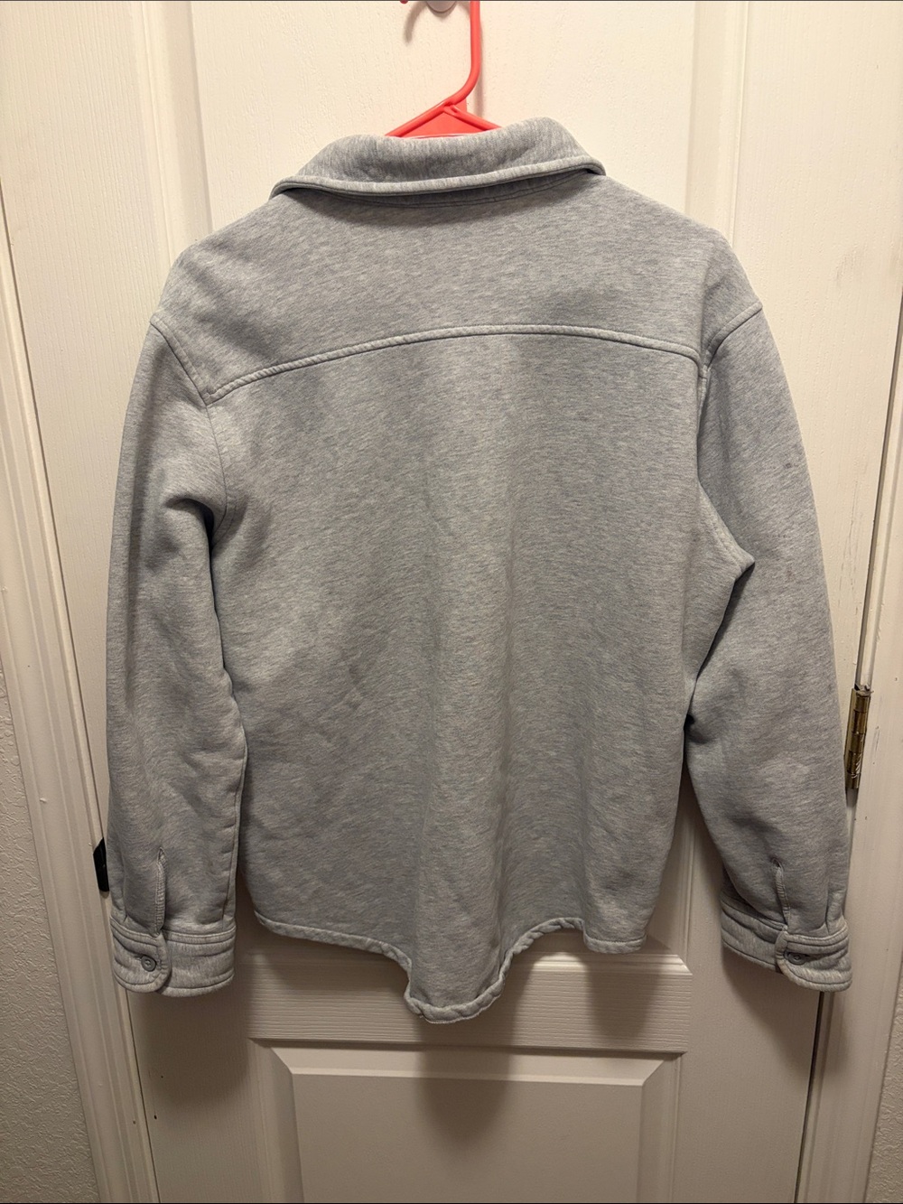 TNA Cozy Fleece Boyfriend Button-up Shirt Jacket in Light Gray - Picture 3 of 7